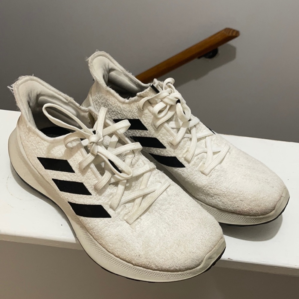 Adidas Sneakers
